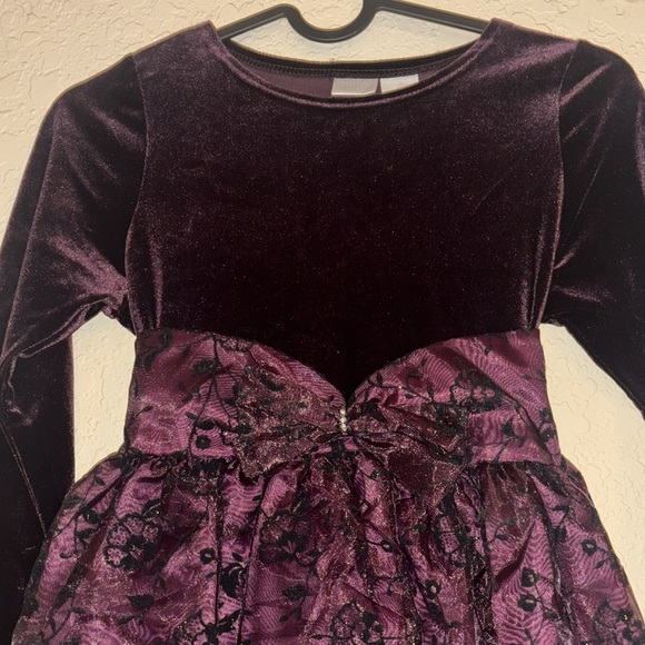 Little girls dressy dress - Picture 5 of 5